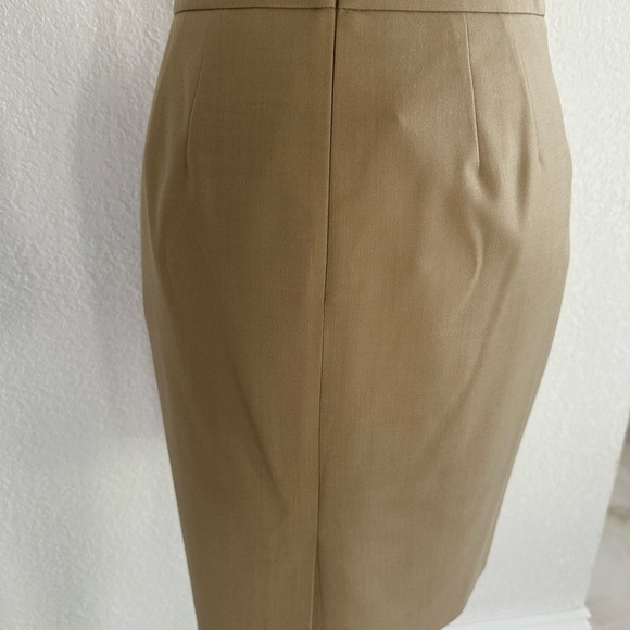 Ann Taylor Elegant Tan Pencil Skirt - Picture 3 of 4